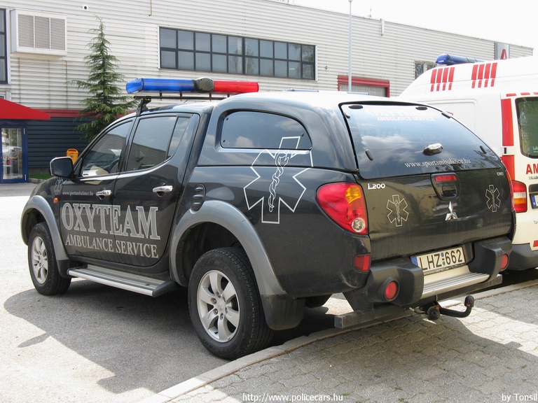 Mitsubishi L200, Oxyteam Nemzeti Sportszövetség Mentõszolgálat, fotó: Tonsil
Keywords: mentő mentőautó magyar Magyarország LHZ-662