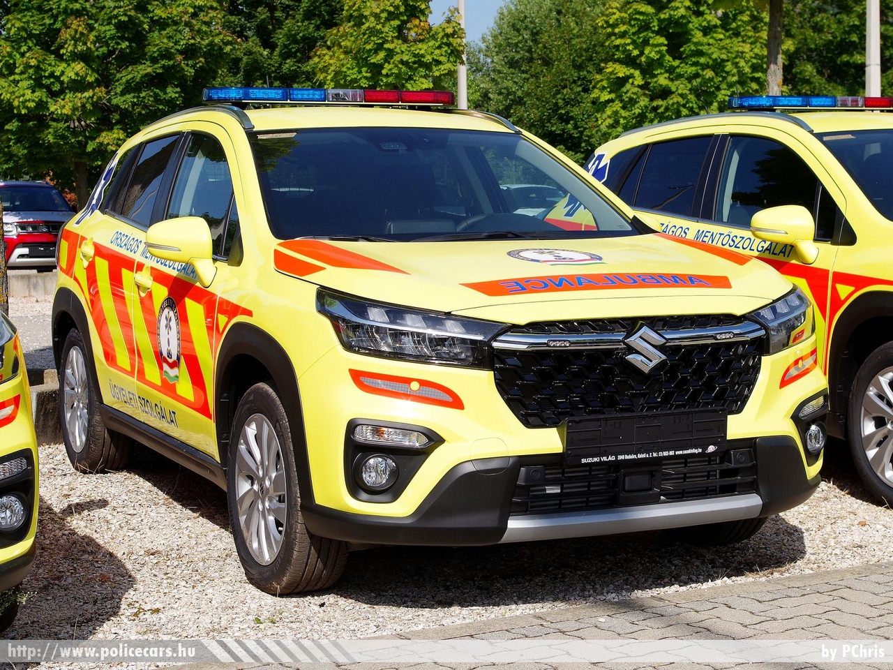 Suzuki S-Cross, Országos Mentőszolgálat, orvosi ügyelet, fotó: PChris
Keywords: mentő magyar Magyarország mentőautó OMSZ ambulance Hungary hungarian