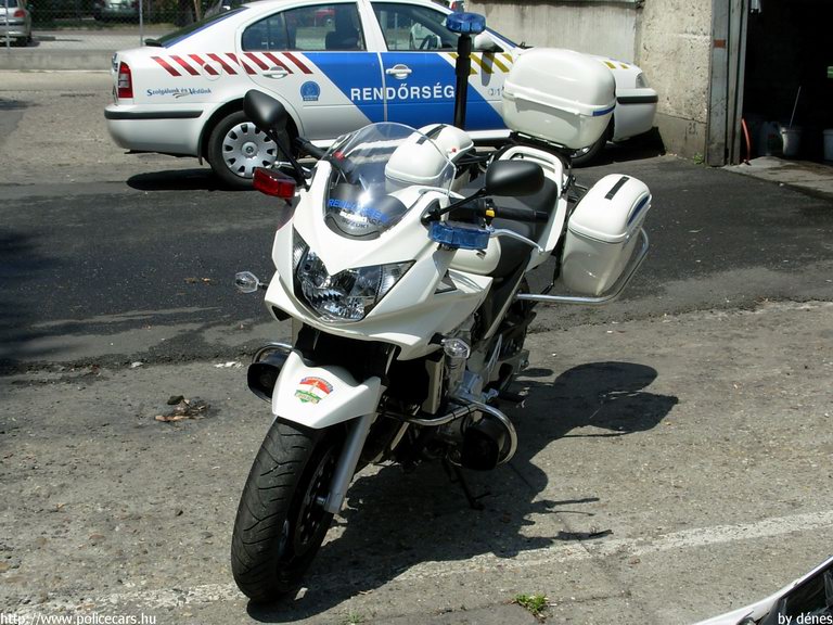 Suzuki GSF 650 Bandit, fotó: dénes
Keywords: magyar magyarország rendőr rendőrmotor rendőrség UIJ-554