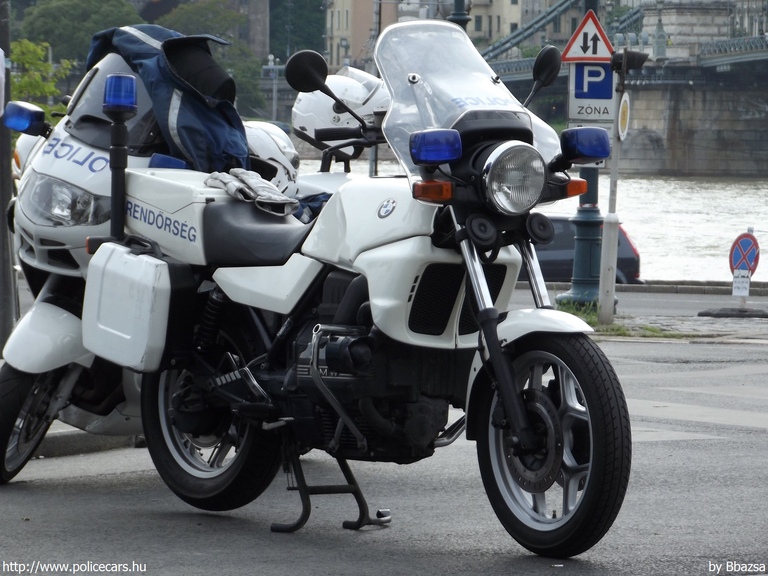 BMW K75, fotó: Bbazsa
Keywords: rendőr rendőrmotor rendőrség magyar Magyarország