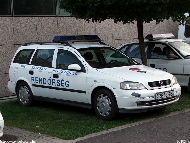Opel Astra G Caravan, fotó: PChris
Keywords: rendőrség rendőr rendőrautó magyar Magyarország RB53-95 police policecar hungarian Hungary