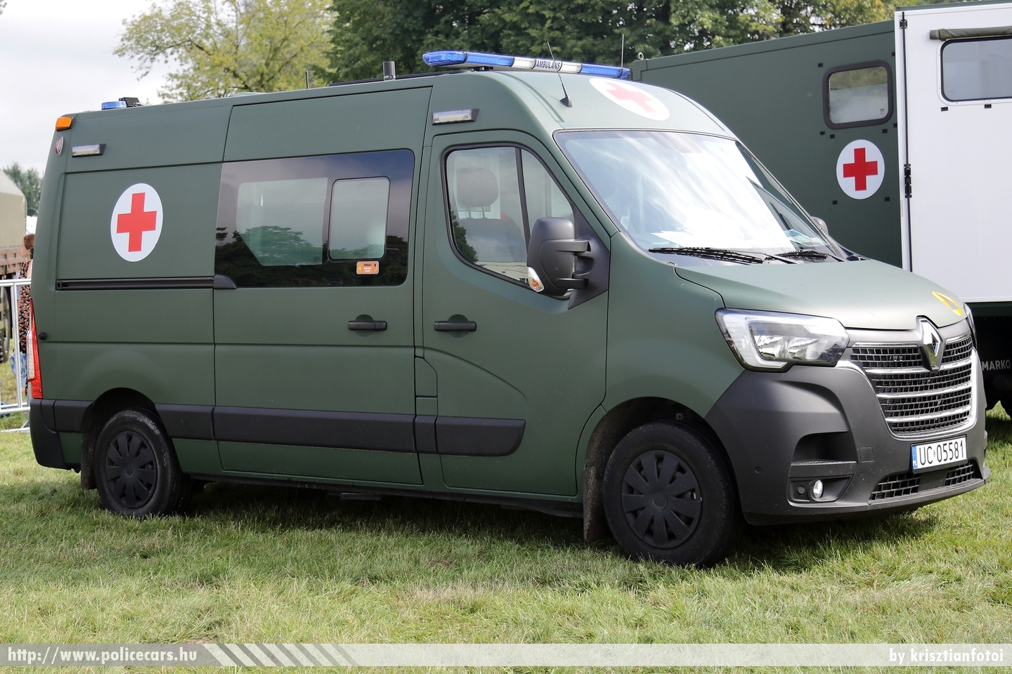 Renault Master, fotó: krisztianfotoi
Keywords: lengyel Lengyelország polish Poland mentő mentőautó ambulance military katonai