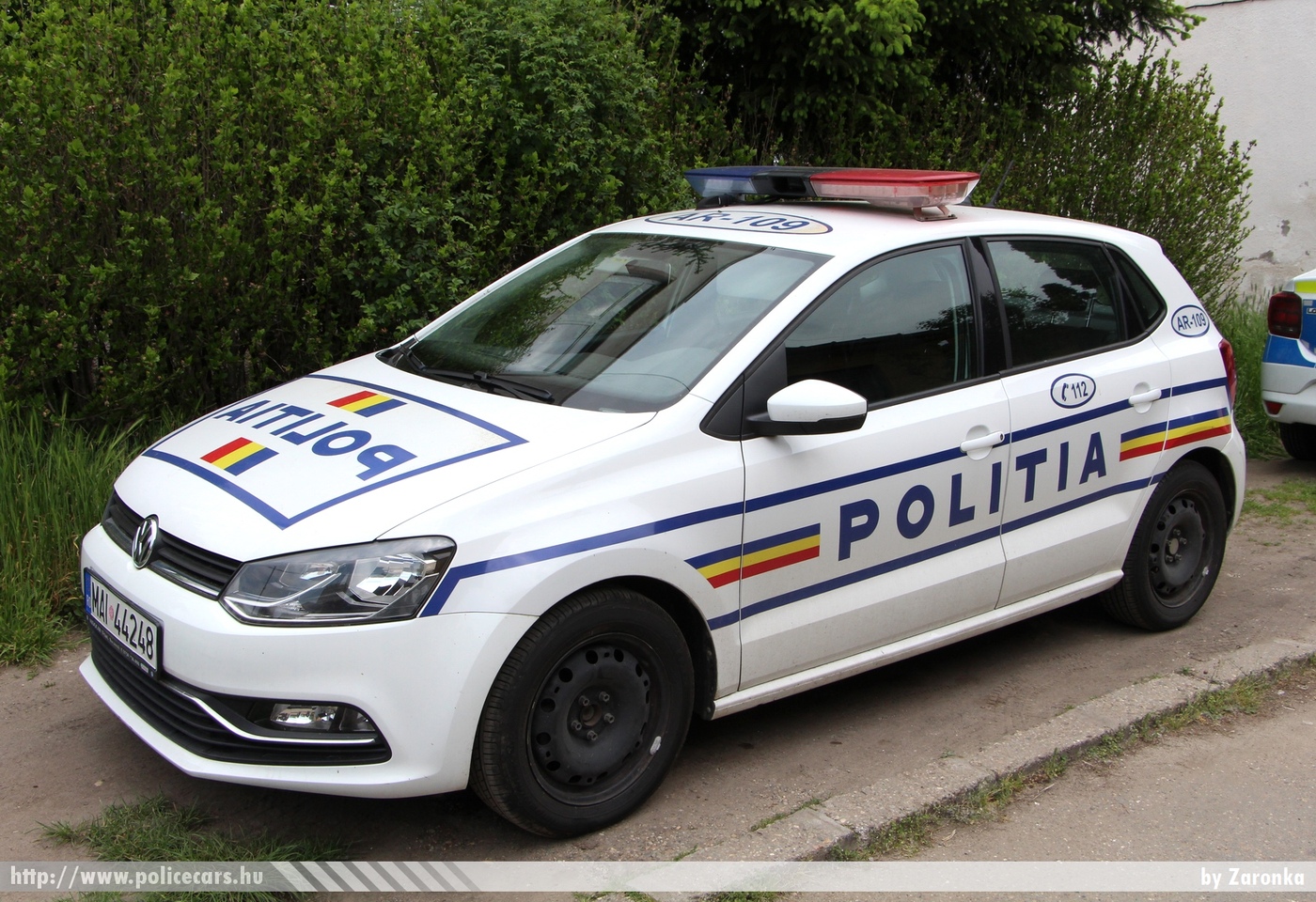 Volkswagen Polo, Politia, fotó: Zaronka
Keywords: román Románia rendőr rendőrautó rendőrség police policecar Romanian