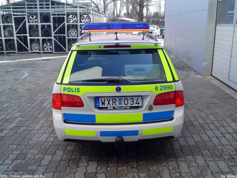 Saab 9-5, fotó: dénes
Keywords: rendőr rendőrautó rendőrség