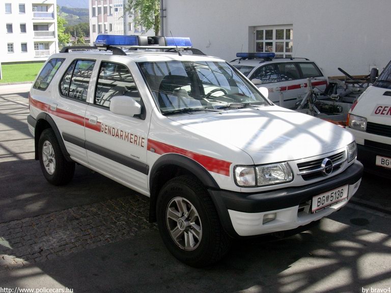 Opel Frontera, fotó: bravo4
Keywords: Ausztria osztrák rendőr rendőrautó rendőrség police policecar Austria