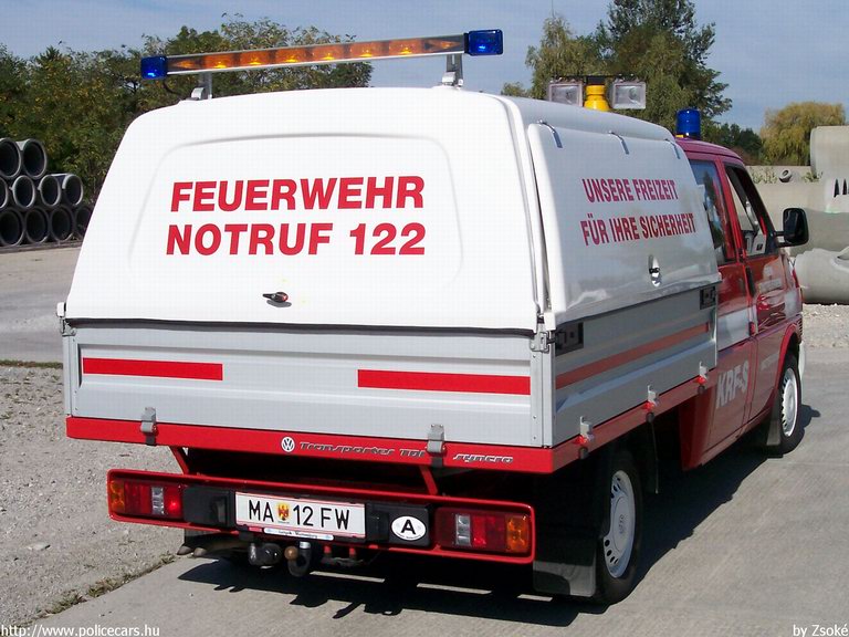 VW Transporter T4, fotó: Zsoké
Keywords: Ausztria osztrák tûzoltó tûzoltóautó tûzoltóság