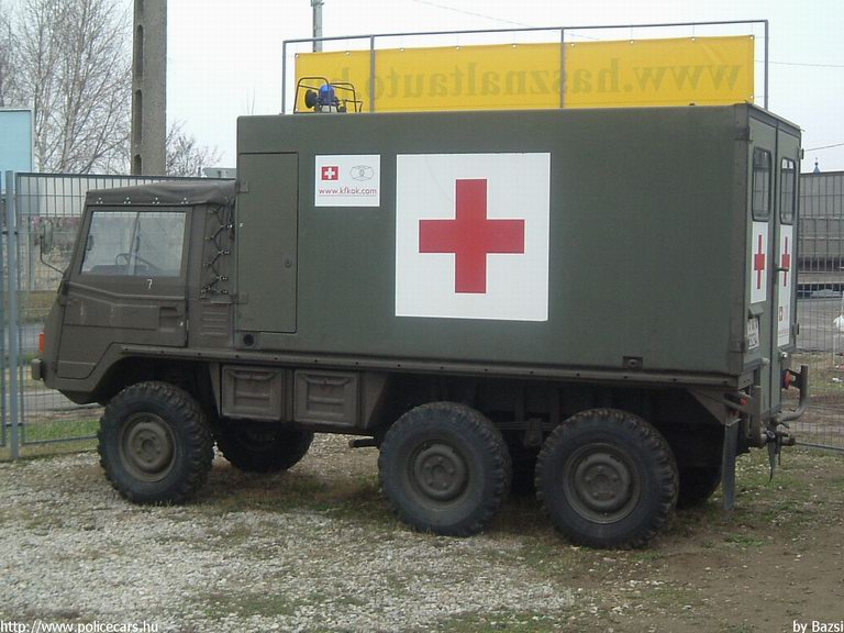 Pinzgauer, fotó: Bazsi
Keywords: Ausztria osztrák mentő mentőautó katonai