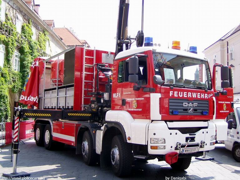ÖAF, fotó: Danigabi
Keywords: Ausztria osztrák tûzoltó tûzoltóautó tûzoltóság
