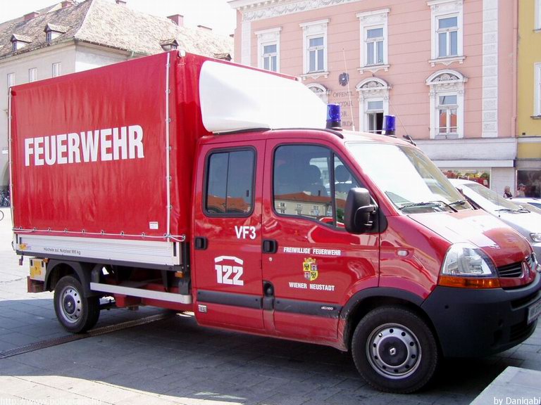 Renault Master, fotó: Danigabi
Keywords: Ausztria osztrák tûzoltó tûzoltóautó tûzoltóság
