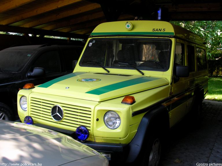 Mercedes G, fotó: Gzozzo pictures
Keywords: Ausztria osztrák mentő mentőautó