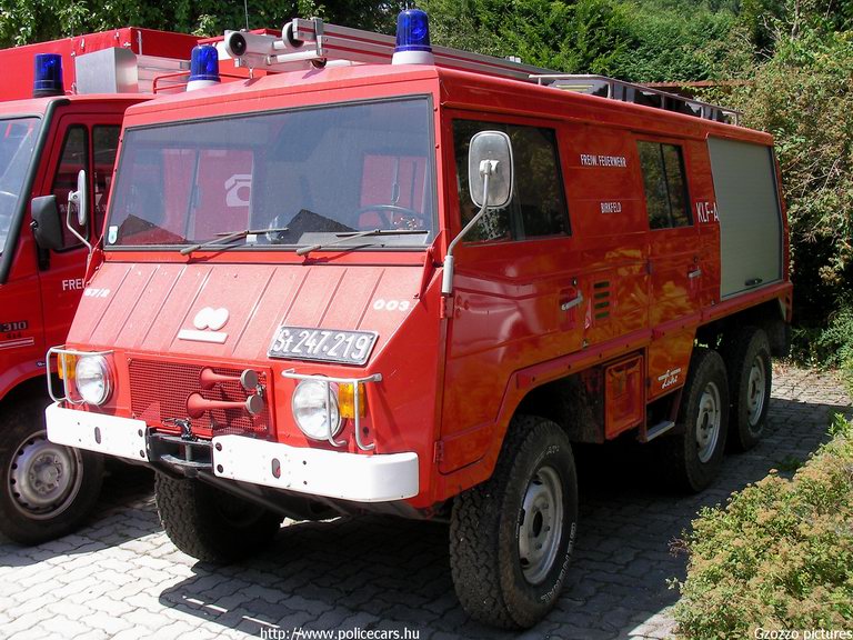 Pinzgauer, fotó: Gzozzo pictures
Keywords: Ausztria osztrák tûzoltó tûzoltóautó tûzoltóság