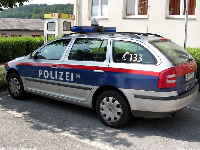 Skoda Octavia II, fotó: Gzozzo pictures
Keywords: Ausztria osztrák rendőr rendőrautó rendőrség police policecar Austria