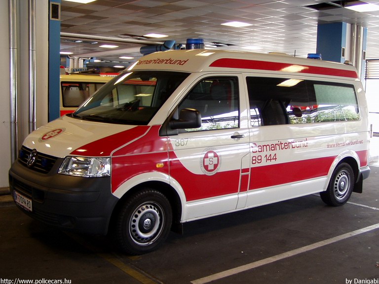 VW Transporter T5, fotó: Danigabi
Keywords: Ausztria osztrák mentő mentőautó