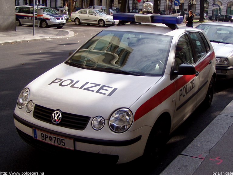 Volkswagen Polo, fotó: Danigabi
Keywords: Ausztria osztrák rendőr rendőrautó rendőrség police policecar Austria