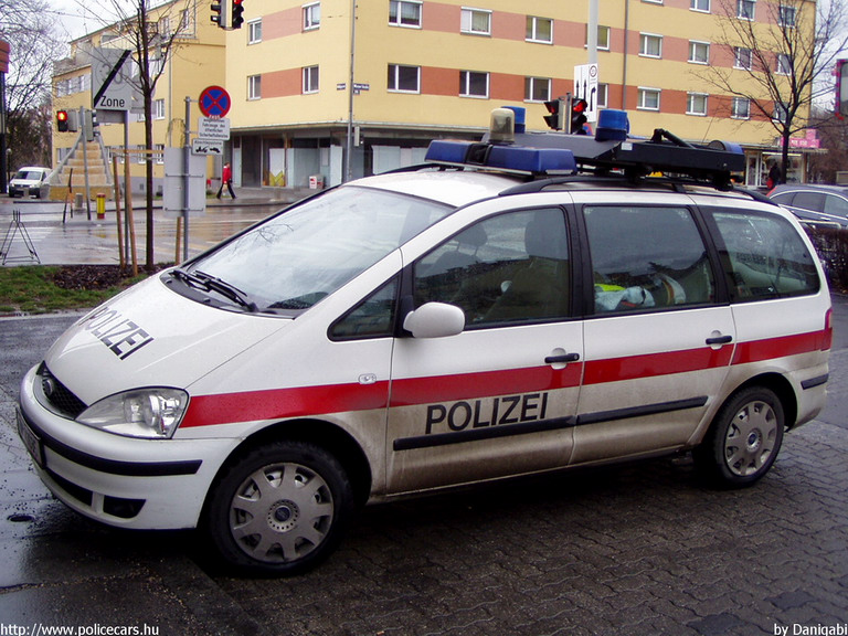 Ford Galaxy, fotó: Danigabi
Keywords: Ausztria osztrák rendőr rendőrautó rendőrség police policecar Austria