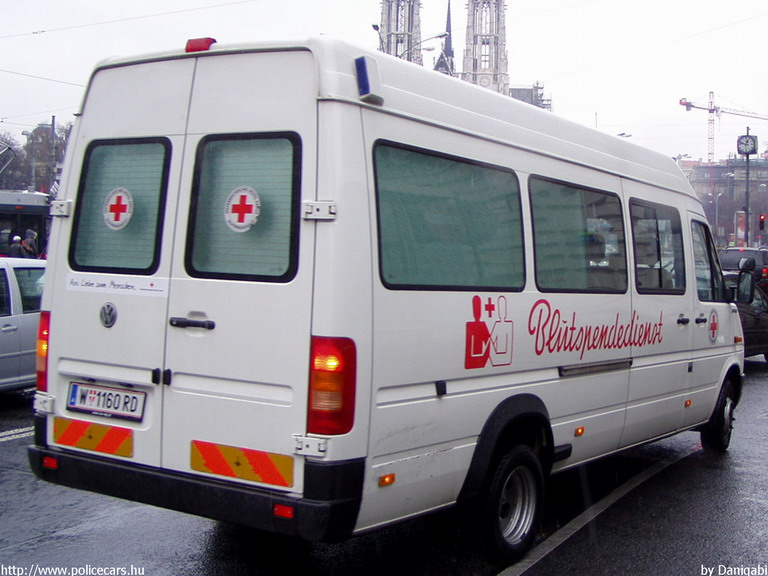 VW LT, fotó: Danigabi
Keywords: Ausztria osztrák mentőautó mentő