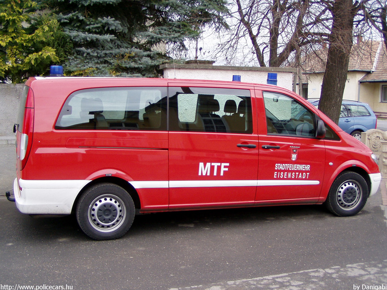 Mercedes Vito, fotó: Danigabi
Keywords: Ausztria osztrák tûzoltóautó tûzoltóság