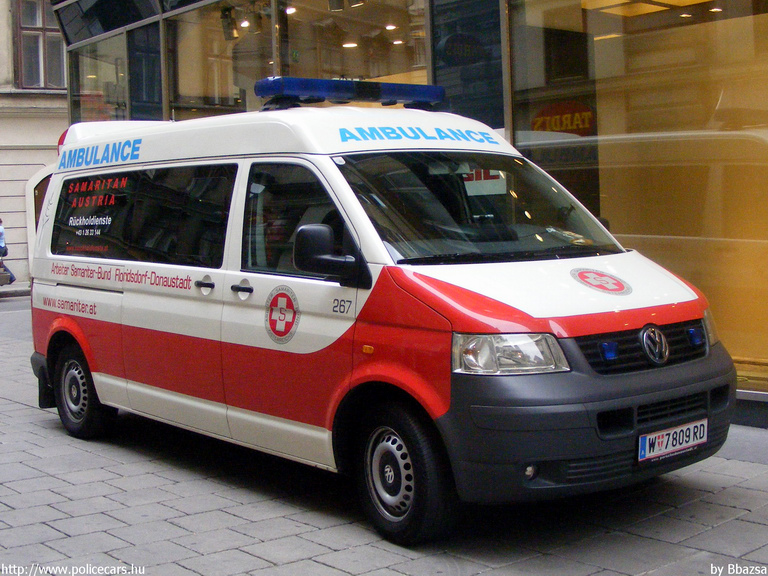 VW Transporter T5, fotó: Bbazsa
Keywords: Ausztria osztrák mentő mentőautó