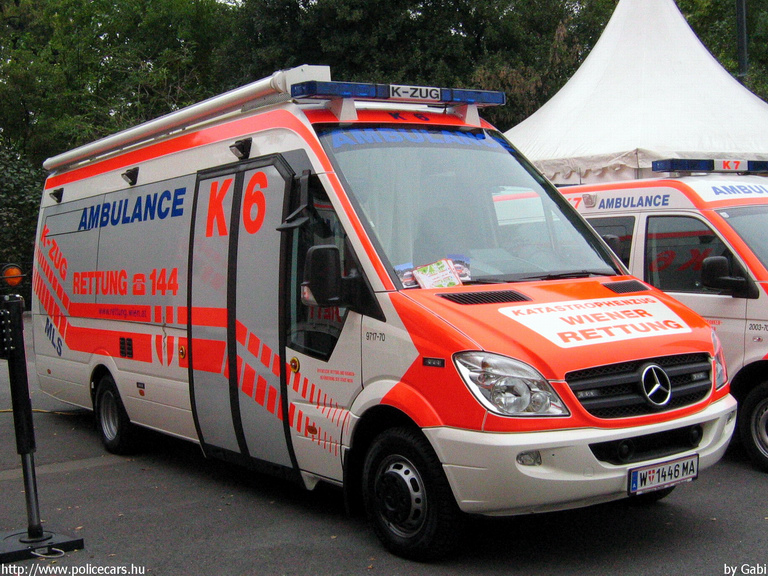 Mercedes Sprinter II, fotó: Gabi
Keywords: Ausztria osztrák mentő mentőautó