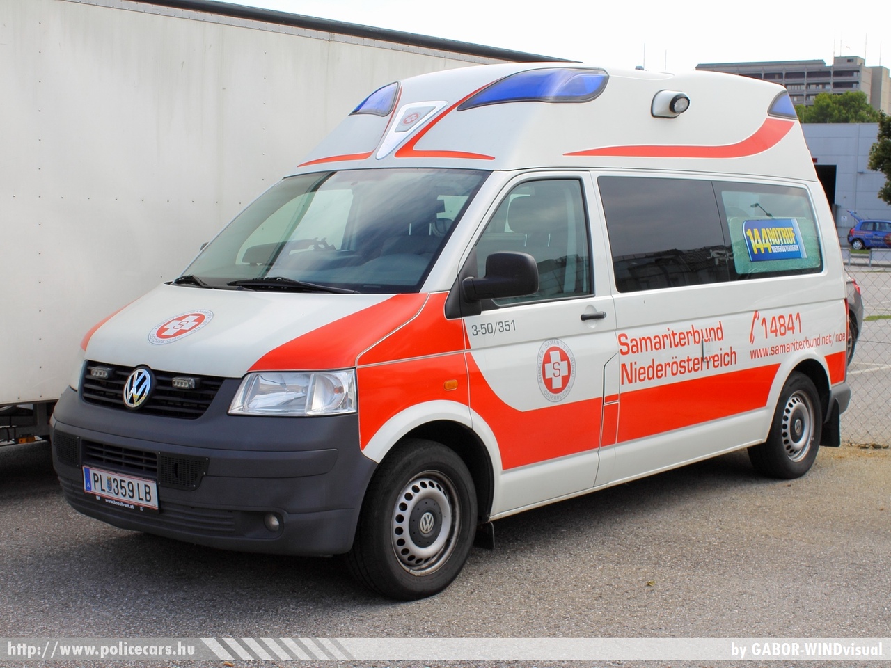 Volkswagen Transporter T5, fotó: GABOR-WINDvisual
Keywords: osztrák Ausztria mentő mentőautó