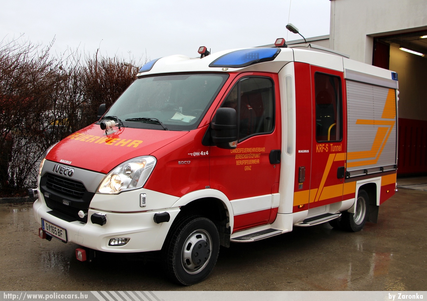 Iveco 50C17, Graz, fotó: Zaronka
Keywords: osztrák Ausztria tûzoltó tûzoltóautó tûzoltóság fire firetruck Austria