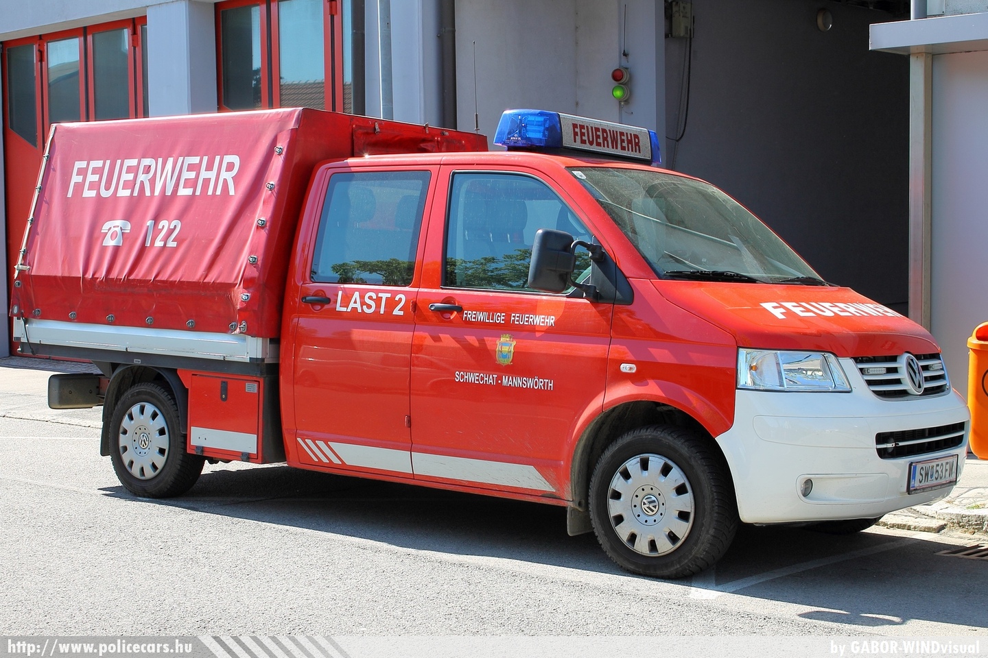 Volkswagen Transporter T5, Schwechat-Mannswörth, fotó: GABOR-WINDvisual
Keywords: osztrák Ausztria tûzoltó tûzoltóautó tûzoltóság fire firetruck Austria