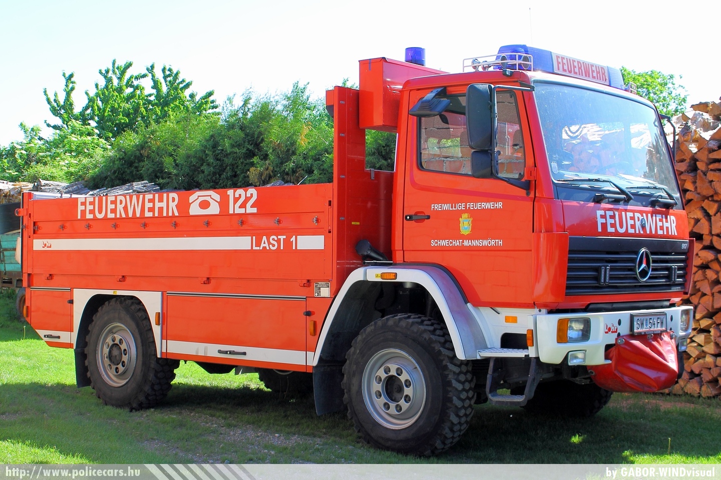 Mercedes 917 Lohr, Scwechat-Mannswörth, fotó: GABOR-WINDvisual
Keywords: osztrák Ausztria tûzoltó tûzoltóautó tûzoltóság fire firetruck Austria 
