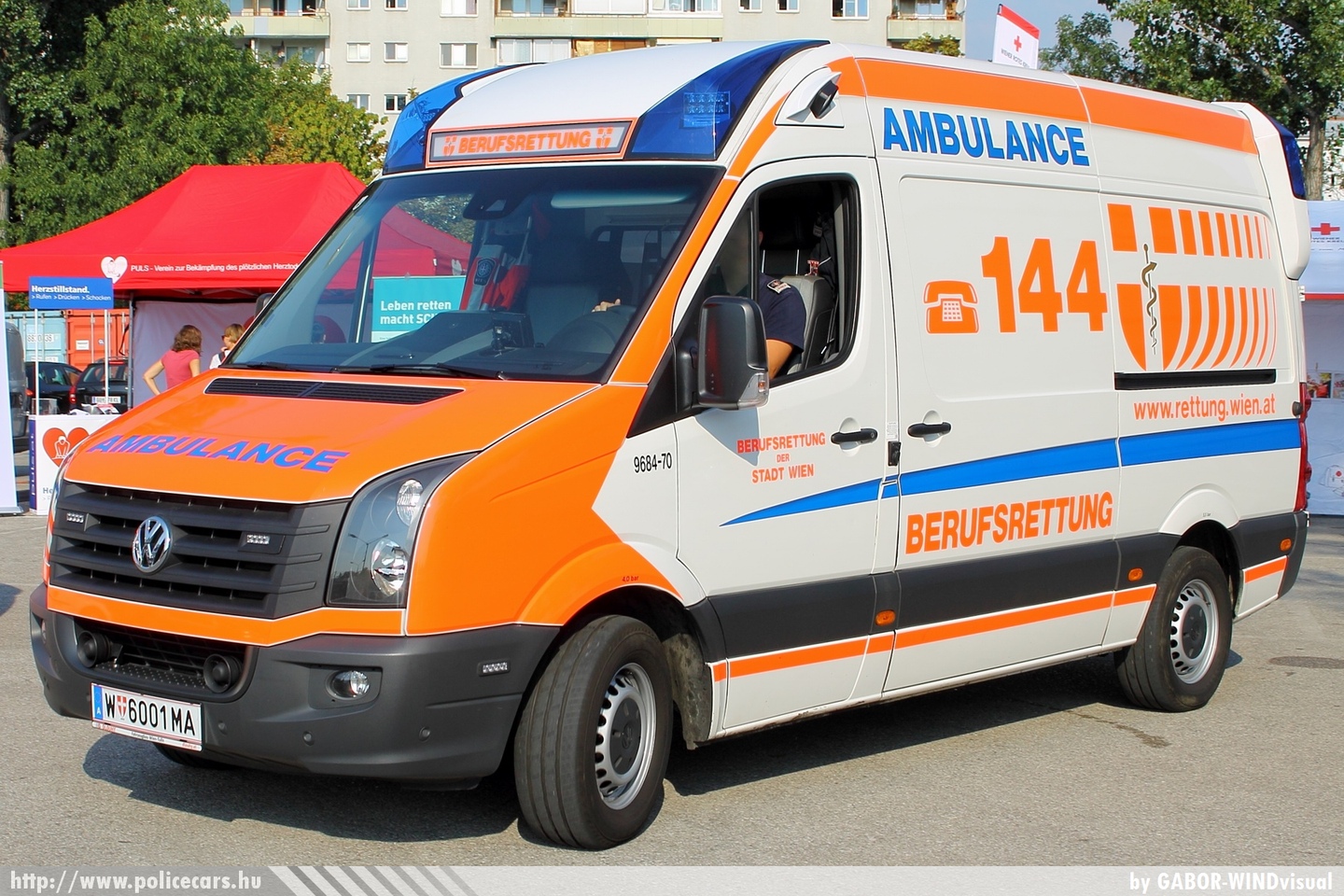 Volkswagen Crafter, fotó: GABOR-WINDvisual
Keywords: osztrák Ausztria mentő mentőautó ambulance austrian Austria