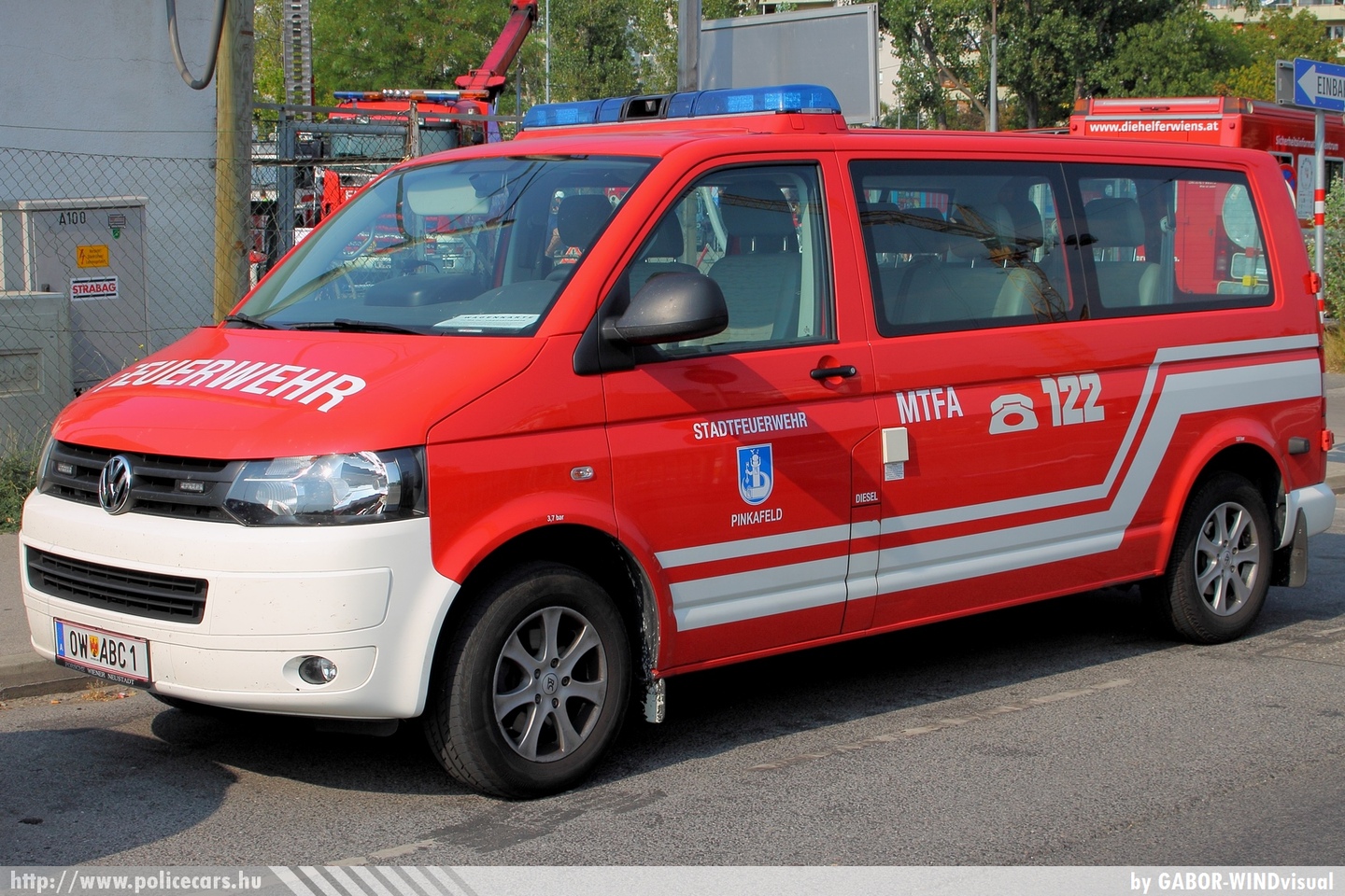 Volkswagen Transporter T5, Pinkafeld, fotó: GABOR-WINDvisual
Keywords: osztrák Ausztria tûzoltó tûzoltóautó tûzoltóság fire firetruck Austria