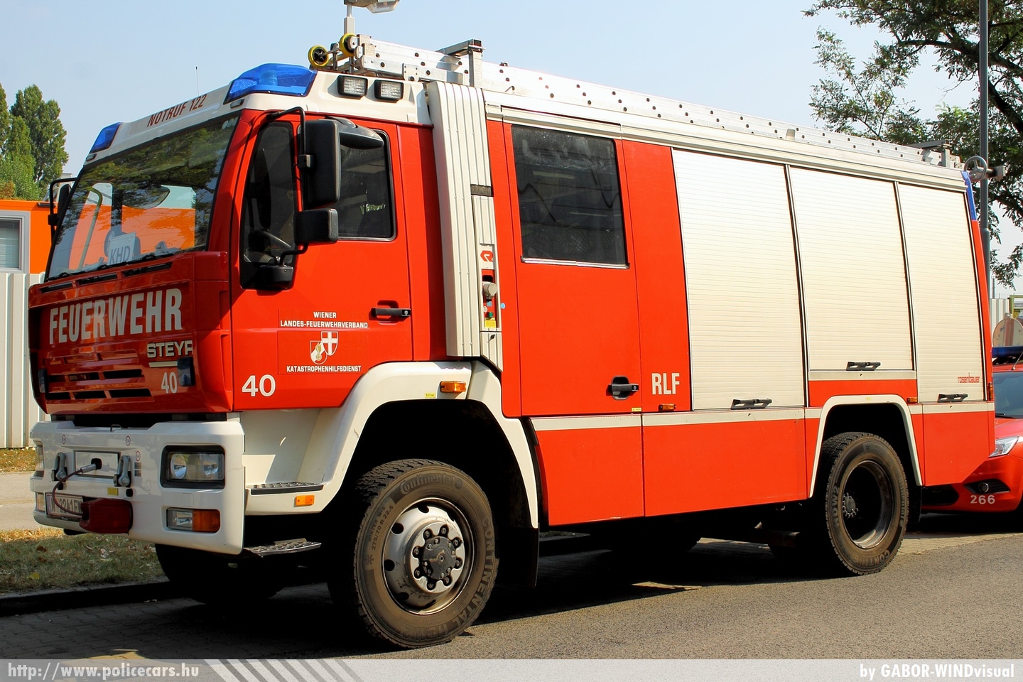 Steyr, Bécs, fotó: GABOR-WINDvisual
Keywords: osztrák Ausztria tûzoltó tûzoltóautó tûzoltóság fire firetruck Austria