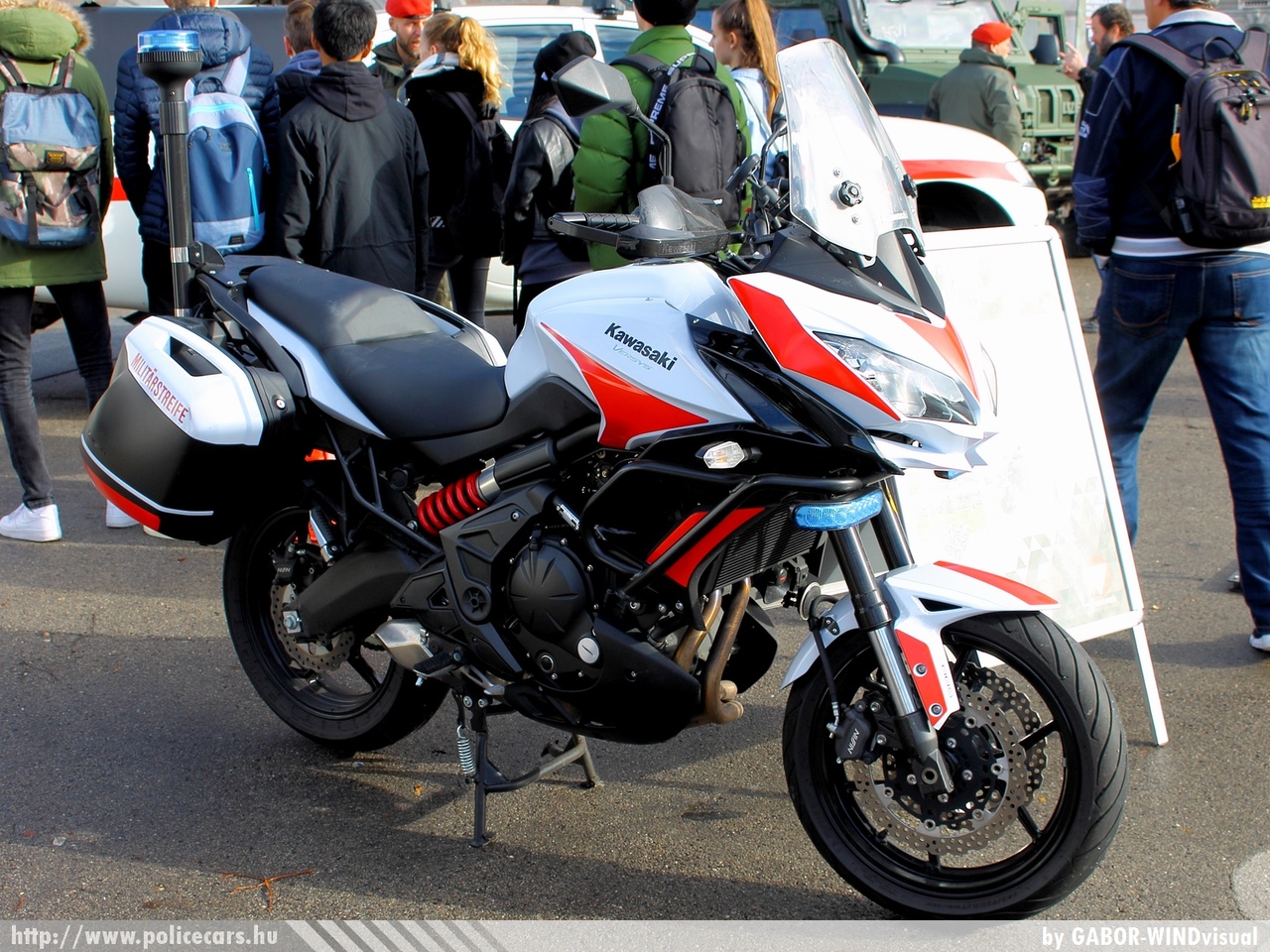 Kawasaki, fotó: GABOR- WINDvisual
Keywords: osztrák Ausztria Austria austrian police policebike rendőr rendőrmotor katonai military