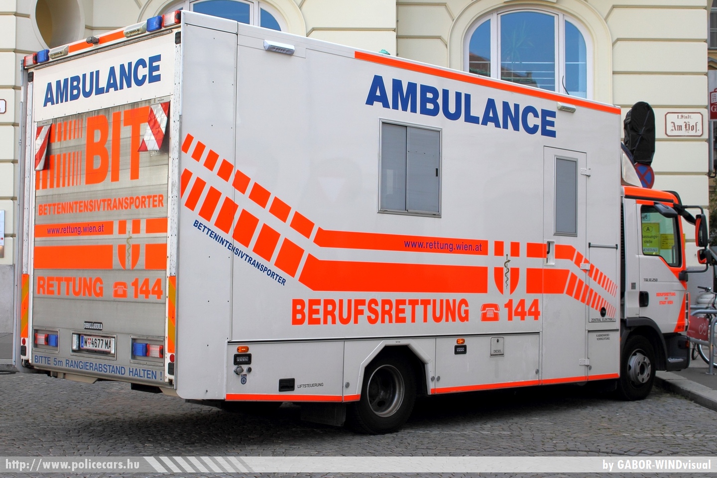 MAN TGL 12.250, fotó: GABOR-WINDvisual
Keywords: osztrák Ausztria mentő mentőautó ambulance austrian Austria