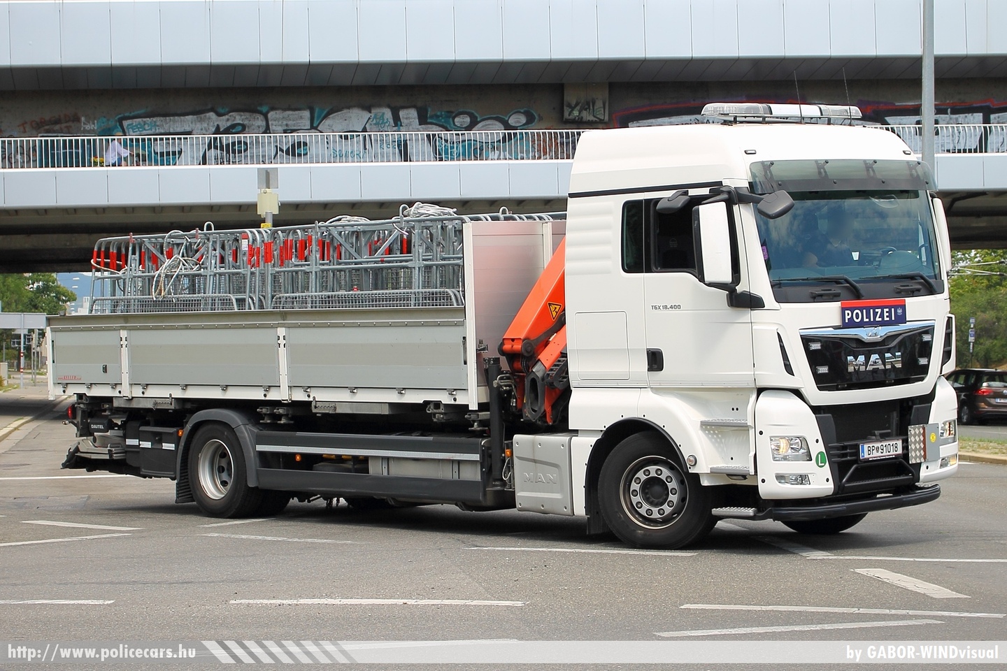 MAN T6X 18.400, fotó: GABOR-WINDvisual
Keywords: osztrák Ausztria rendőr rendőrautó rendőrség police policecar Austria austrian