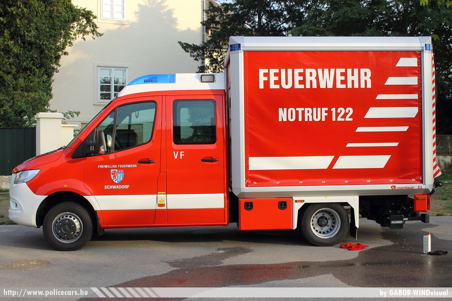 Mercedes Sprinter III, Schwadorf, fotó: GABOR-WINDvisual
Keywords: osztrák Ausztria tûzoltó tûzoltóautó tûzoltóság fire firetruck Austria