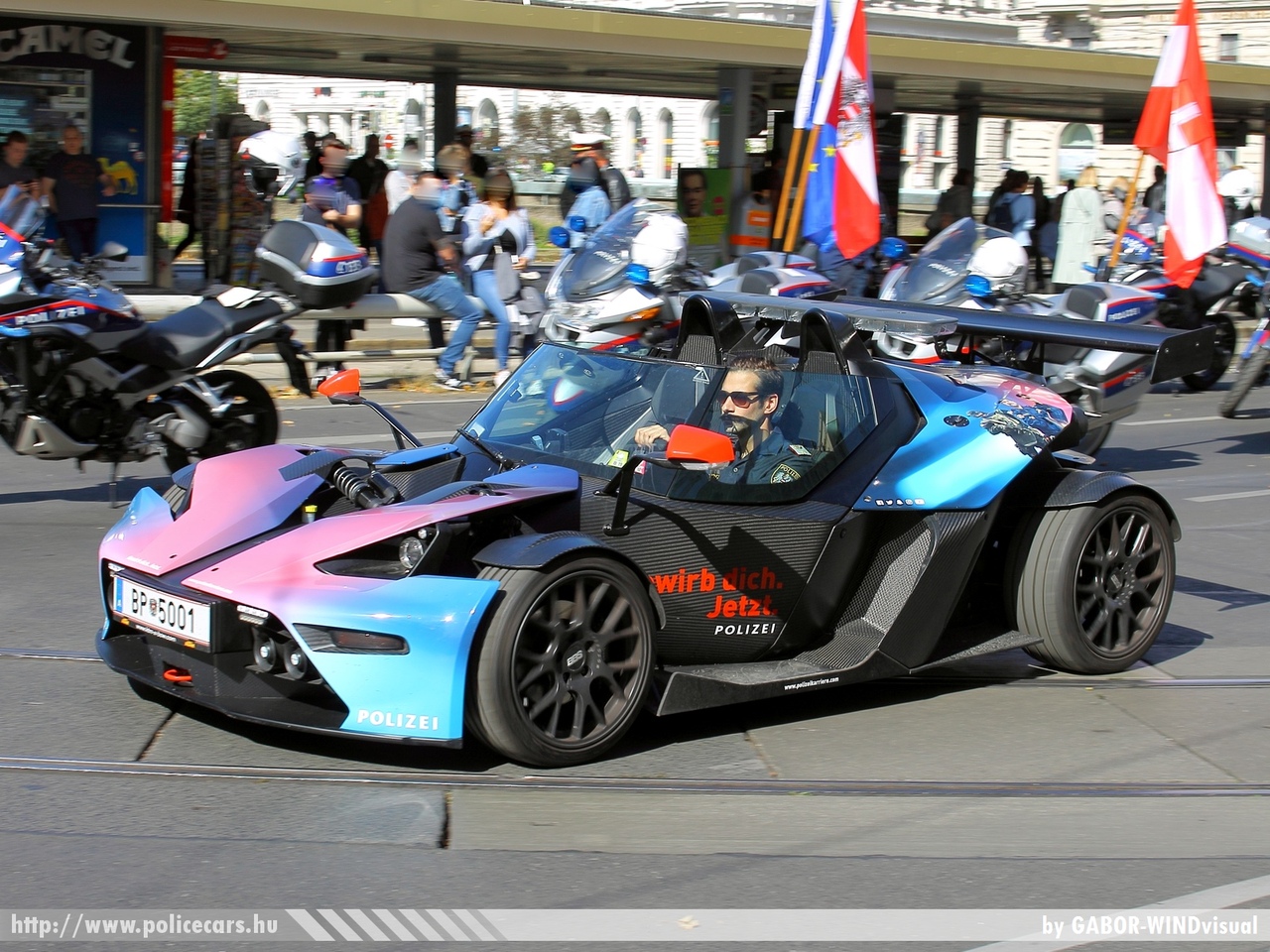 KTM X-Bow GT, fotó: GABOR-WINDvisual
Keywords: osztrák Ausztria rendőr rendőrautó rendőrség police policecar Austria austrian