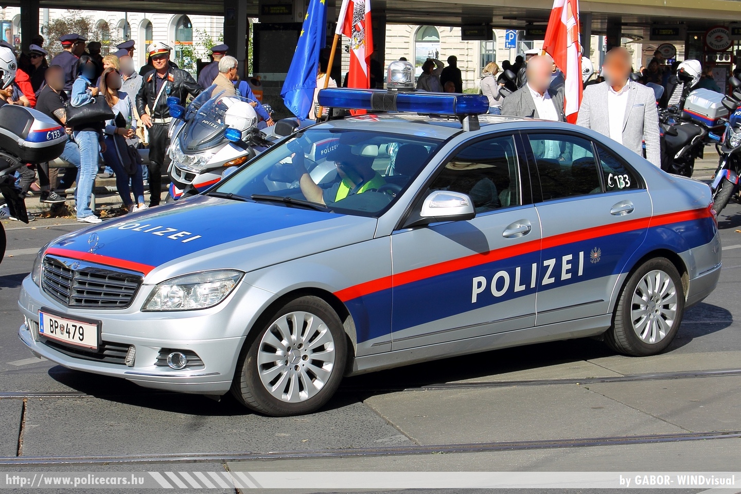 Mercedes-Benz C220 CDI, fotó: GABOR-WINDvisual
Keywords: osztrák Ausztria rendőr rendőrautó rendőrség police policecar Austria austrian