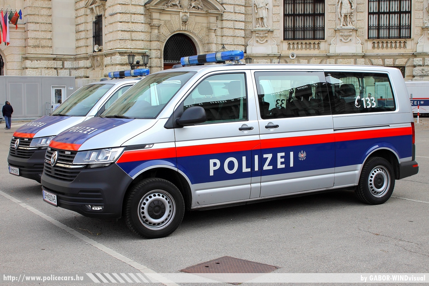 Volkswagen Transporter T6, fotó: GABOR-WINDvisual
Keywords: osztrák Ausztria rendőr rendőrautó rendőrség police policecar Austria austrian