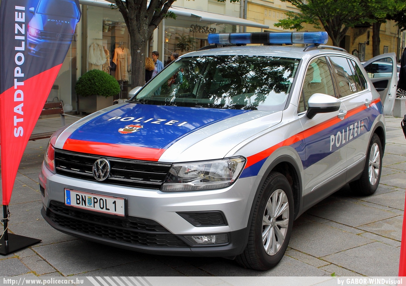 Volkswagen Tiguan, Stadtpolizei Baden, fotó: GABOR-WINDvisual
Keywords: osztrák Ausztria rendőr rendőrautó rendőrség police policecar Austria austrian