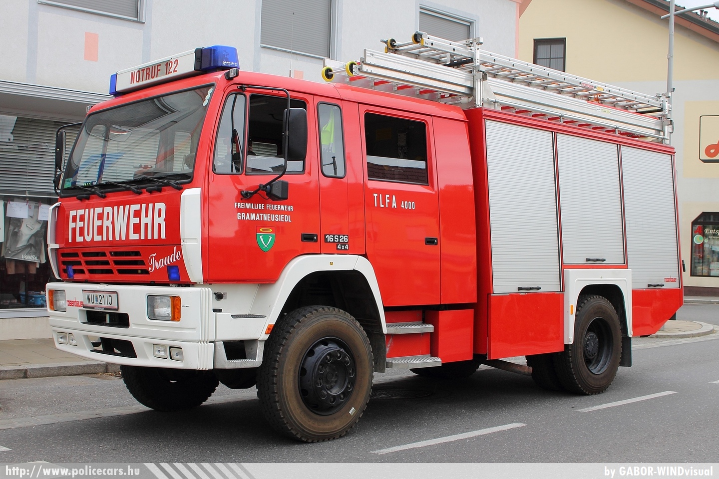 Steyr 16S26 4x4, Freiwillige Feuerwehr Gramatneusiedl, fotó: GABOR-WINDvisual
Keywords: osztrák Ausztria tûzoltó tûzoltóautó tûzoltóság fire firetruck Austria
