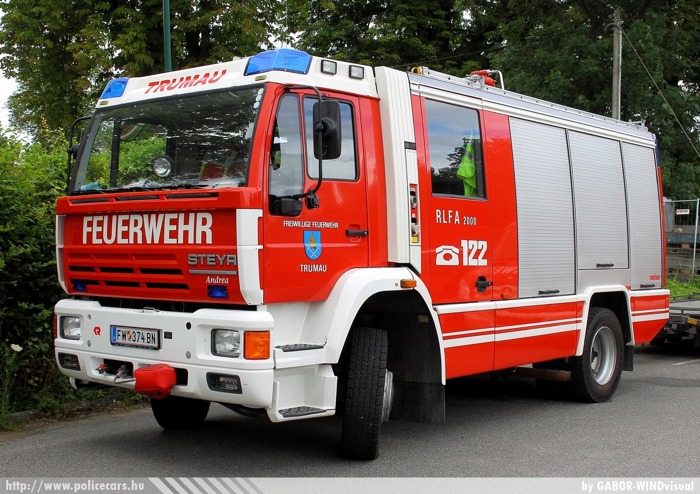 Steyr 14S22 RLFA 2000, Freiwillige Feuerwehr Trumau, fotó: GABOR-WINDvisual
Keywords: osztrák Ausztria tûzoltó tûzoltóautó tûzoltóság fire firetruck Austria