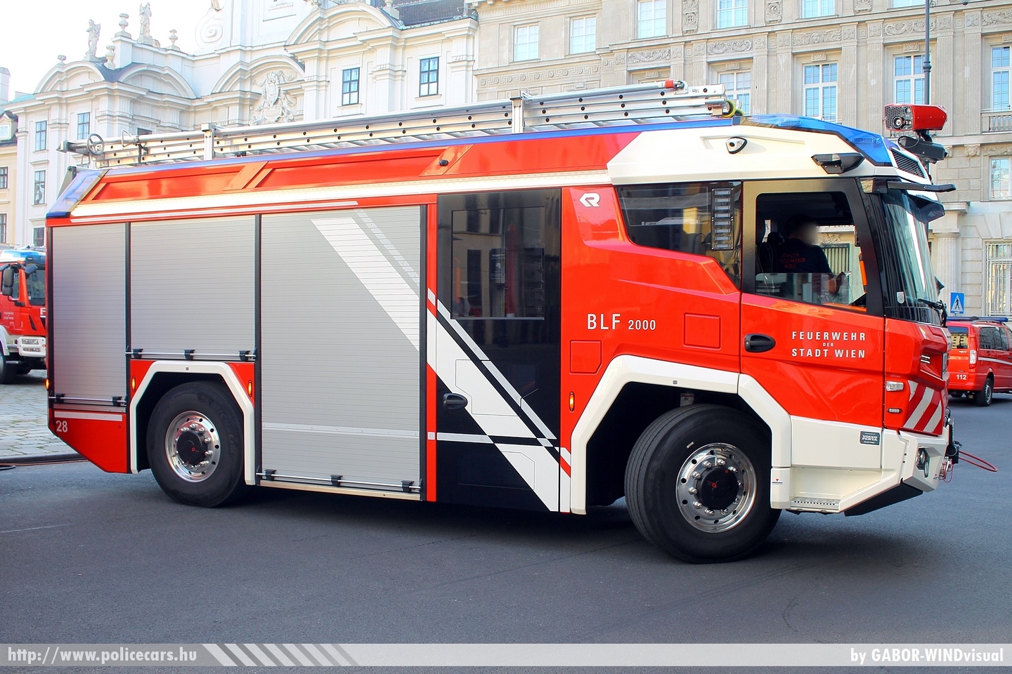 Rosenbauer RT 4x4 Basic, Berufsfeuerwehr Wien, fotó: GABOR-WINDvisual
Keywords: osztrák Ausztria tûzoltó tûzoltóautó tûzoltóság fire firetruck Austria
