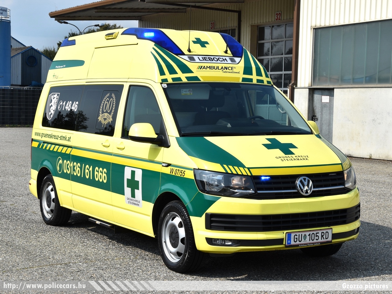 Volkswagen Transporter T6, Grünes Kreuz Steiermark, Lieboch, fotó: Gzozzo pictures
Keywords: osztrák Ausztria mentő mentőautó ambulance austrian Austria