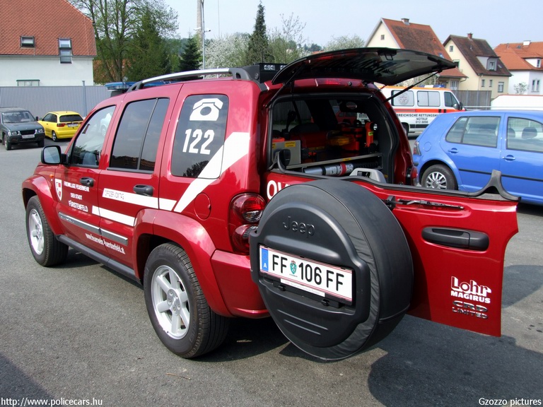 Jeep Cherokee, Fürstenfeld, fotó: Gzozzo pictures
Keywords: Ausztria osztrák tûzoltóautó tûzoltóság