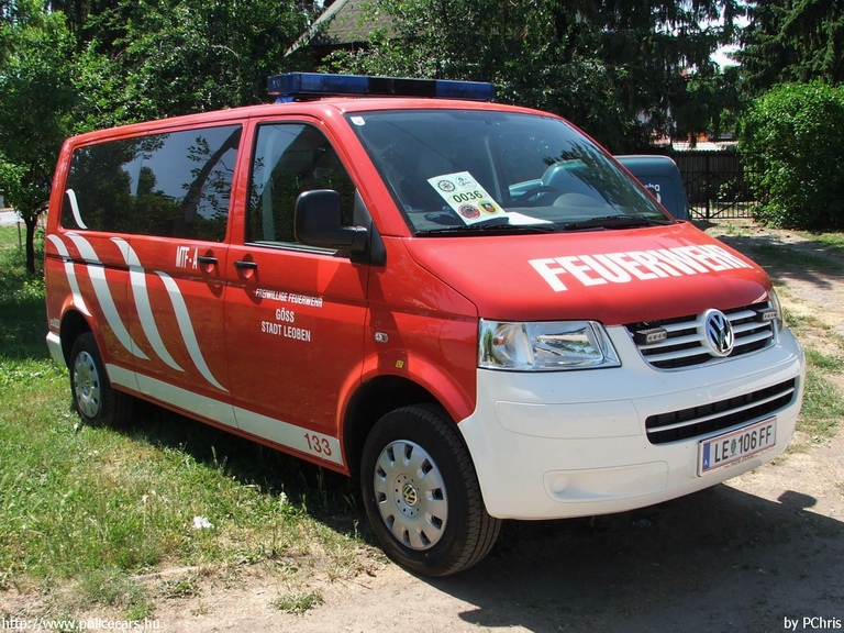 Volkswagen Transporter T5, fotó: PChris
Keywords: Ausztria osztrák tûzoltóautó tûzoltóság