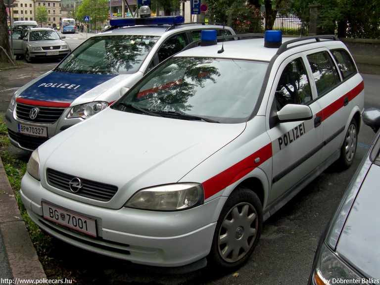 Opel Astra G, fotó: Döbrentei Balázs
Keywords: Ausztria osztrák rendőr rendőrautó rendőrség police policecar Austria