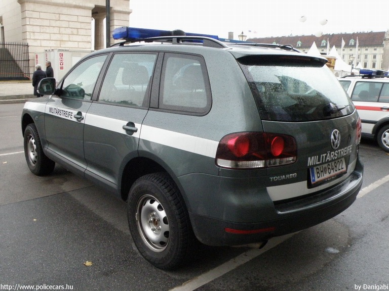 Volkswagen Touareg, fotó: Danigabi
Keywords: Ausztria osztrák rendőr rendőrautó rendőrség katonai