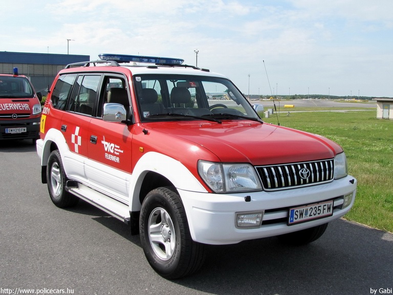 Toyota Land Cruiser, Vienna International Airport, fotó: Gabi
Keywords: osztrák Ausztria tûzoltó tûzoltóautó tûzoltóság