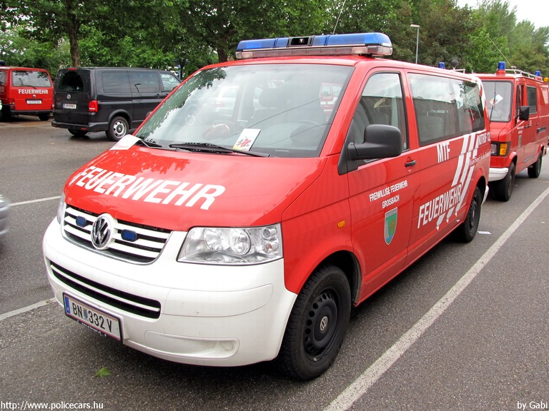 Volkswagen Transporter T5, fotó: Gabi
Keywords: osztrák Ausztria tûzoltó tûzoltóautó tûzoltóság