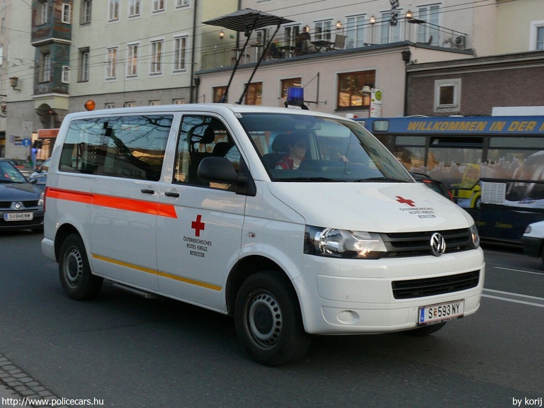 Volkswagen Transporter T5 facelift, fotó: korij
Keywords: osztrák Ausztria mentő mentőautó S593NY