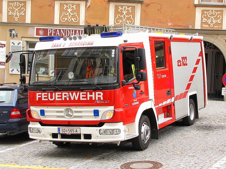 Mercedes-Benz Atego 818F, fotó: Gabi
Keywords: tûzoltó tûzoltóautó tûzoltóság osztrák Ausztria SD565A